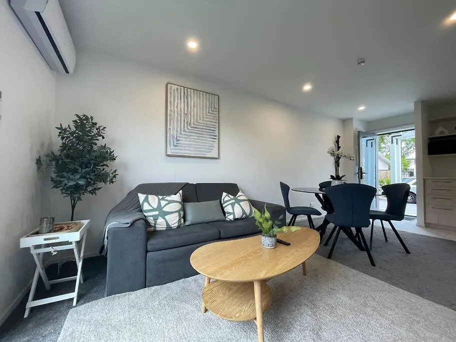 Dom wakacyjny Willa Parkside Retreat - 3 Beds -Sleeps 6 Near Westfield Christchurch